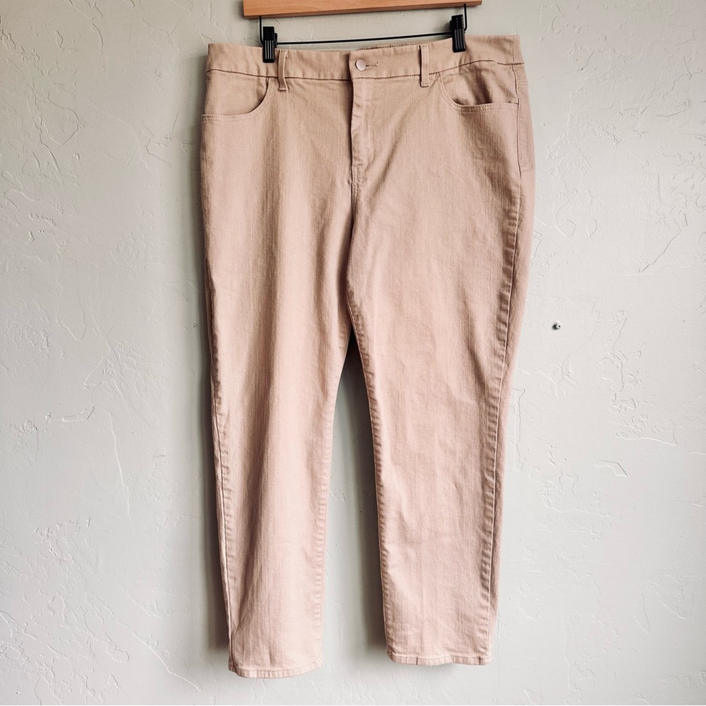 Chico's Women's Beige Perfect Stretch Girlfriend Slim Leg Ankle Jeans Size‎ L/14